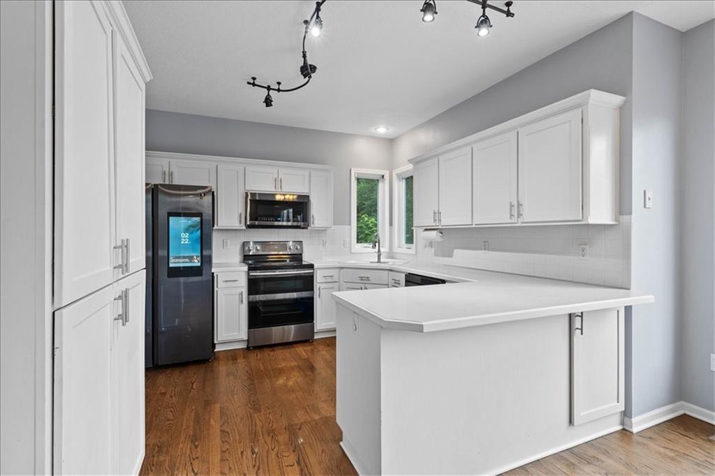 12717 Eby Street Property Photo 10