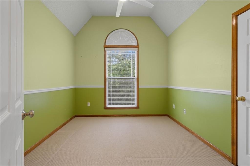 12717 Eby Street Property Photo 22