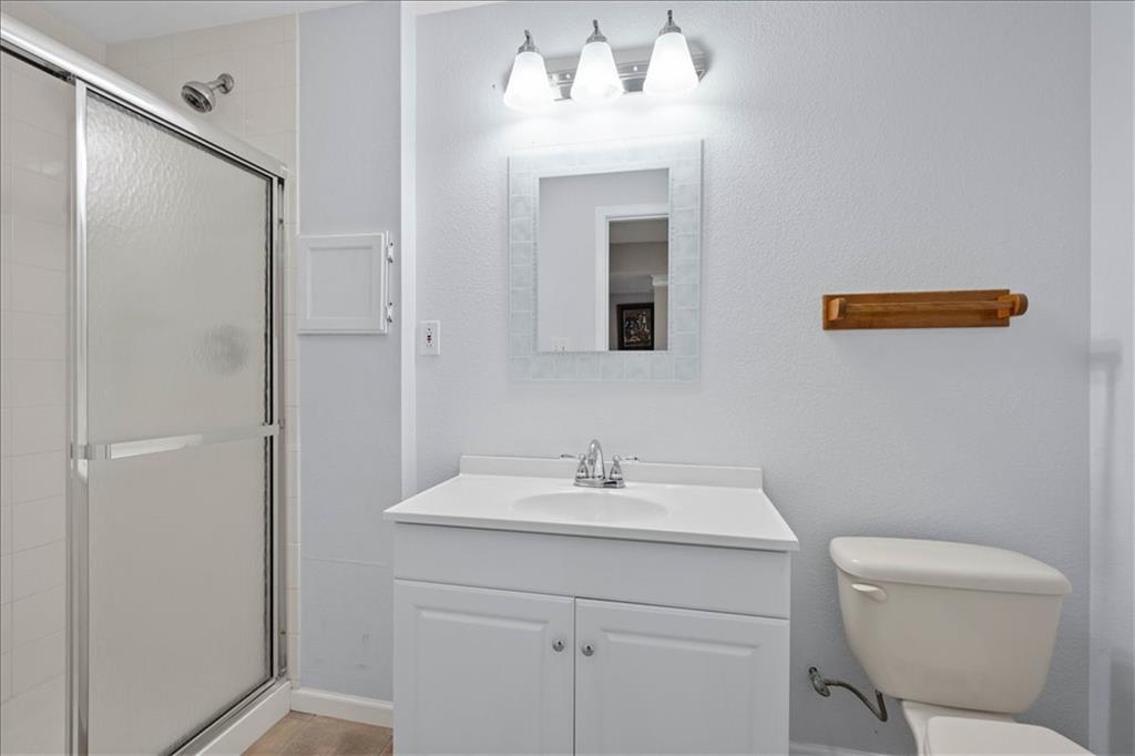 12717 Eby Street Property Photo 25