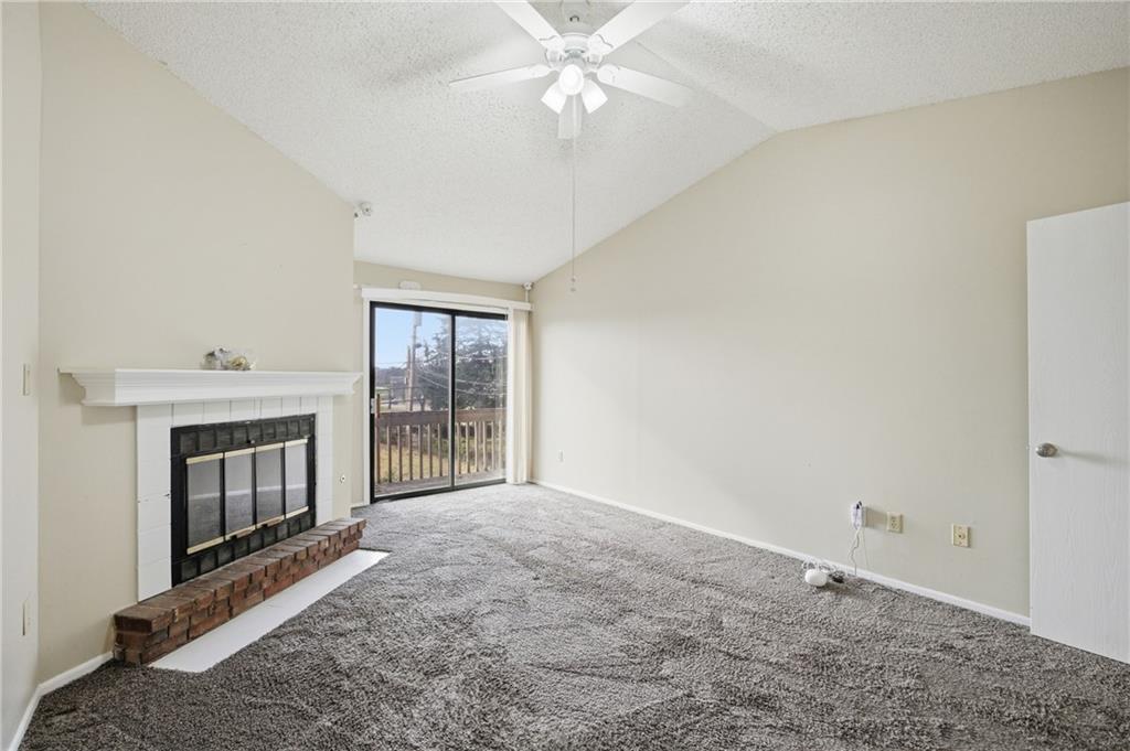 8139 Holmes Road Property Photo 11