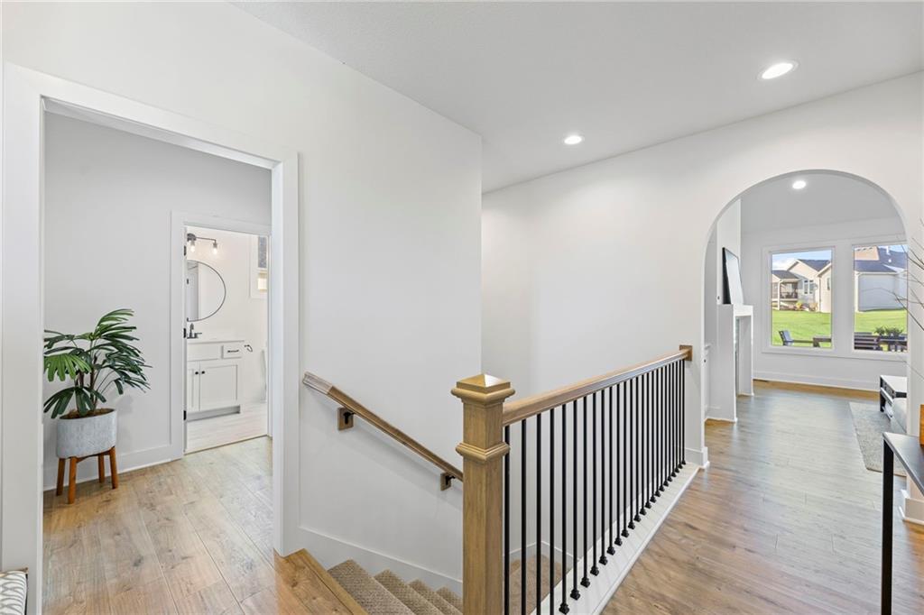 12201 S Emerald Street Property Photo 9