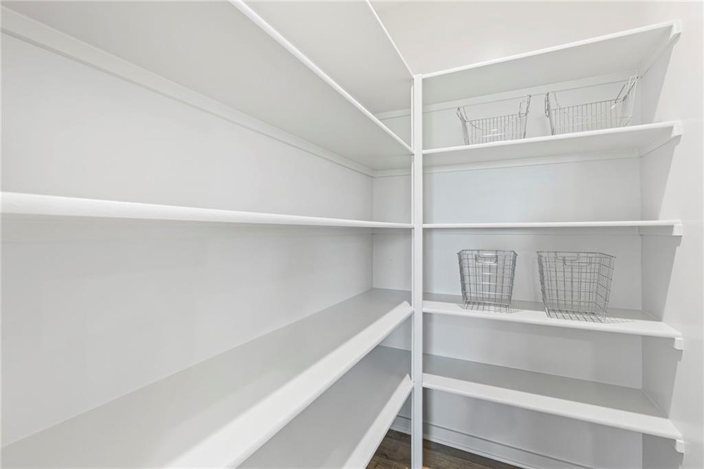 12201 S Emerald Street Property Photo 36