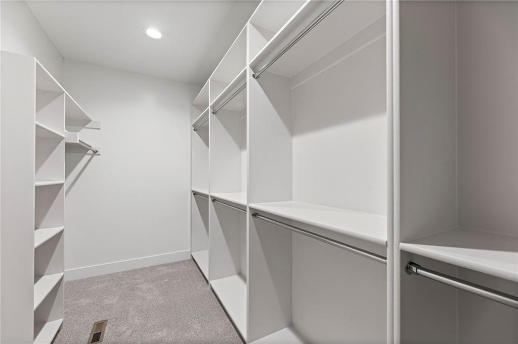 12201 S Emerald Street Property Photo 43