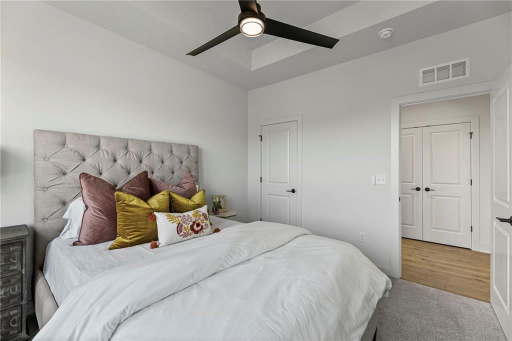 12201 S Emerald Street Property Photo 47