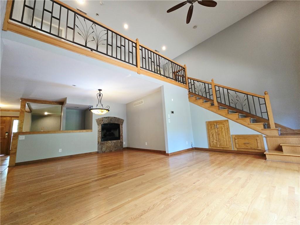 9536 Manor Road Property Photo 11