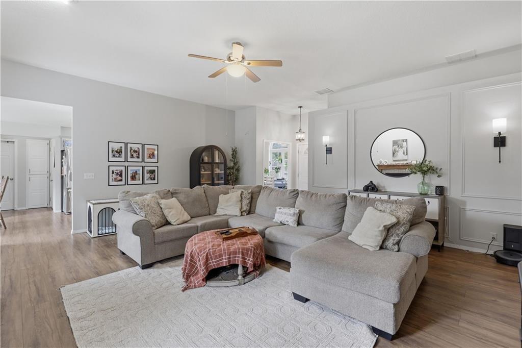 1915 Goetz Boulevard Property Photo 12