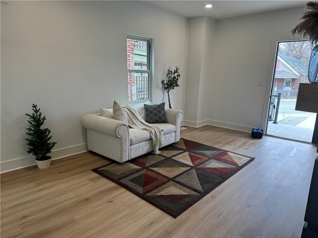 2019 Summit Street Property Photo 14