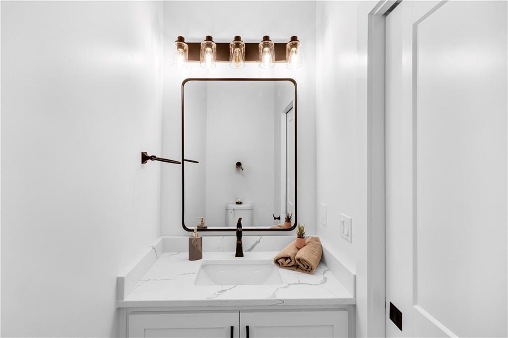2019 Summit Street Property Photo 15