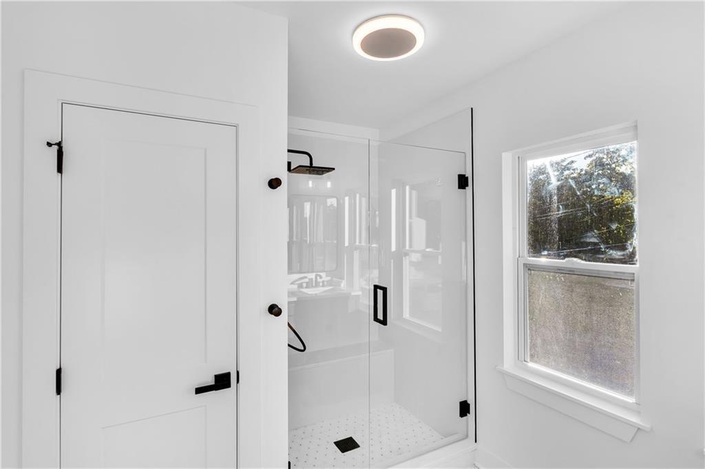2019 Summit Street Property Photo 21