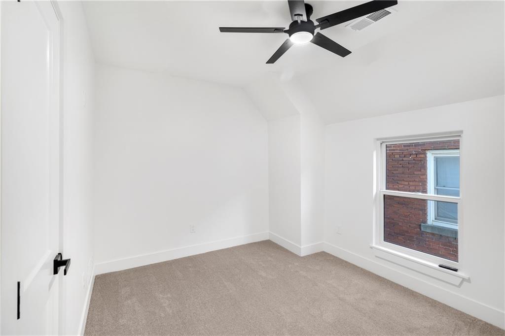 2019 Summit Street Property Photo 23