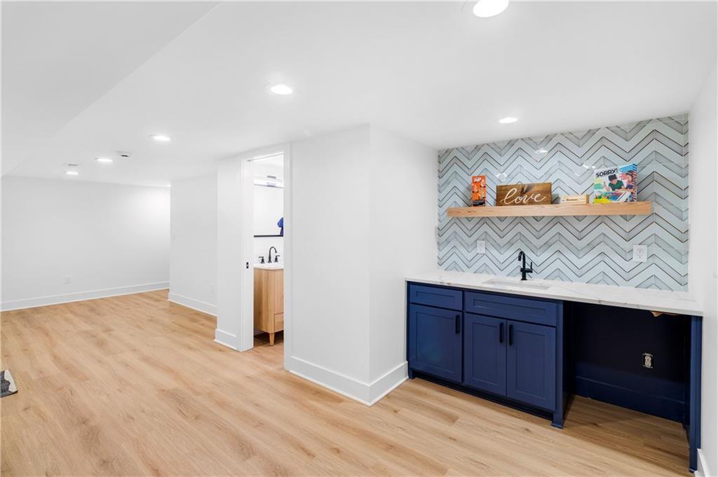 2019 Summit Street Property Photo 27