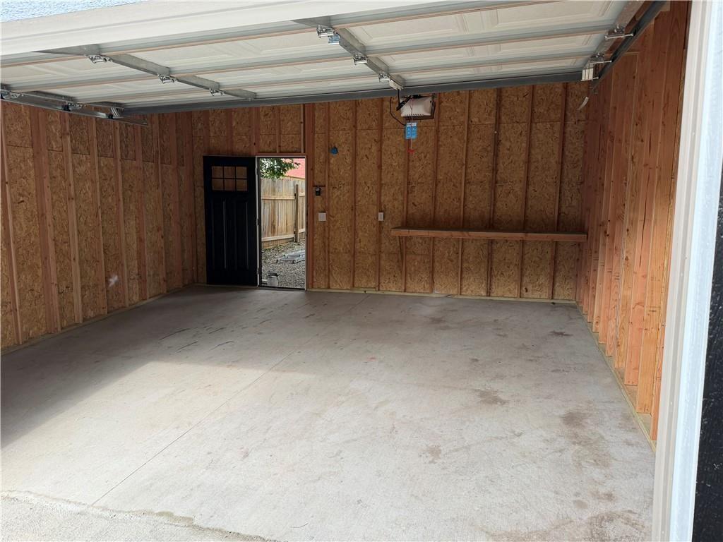 2019 Summit Street Property Photo 33