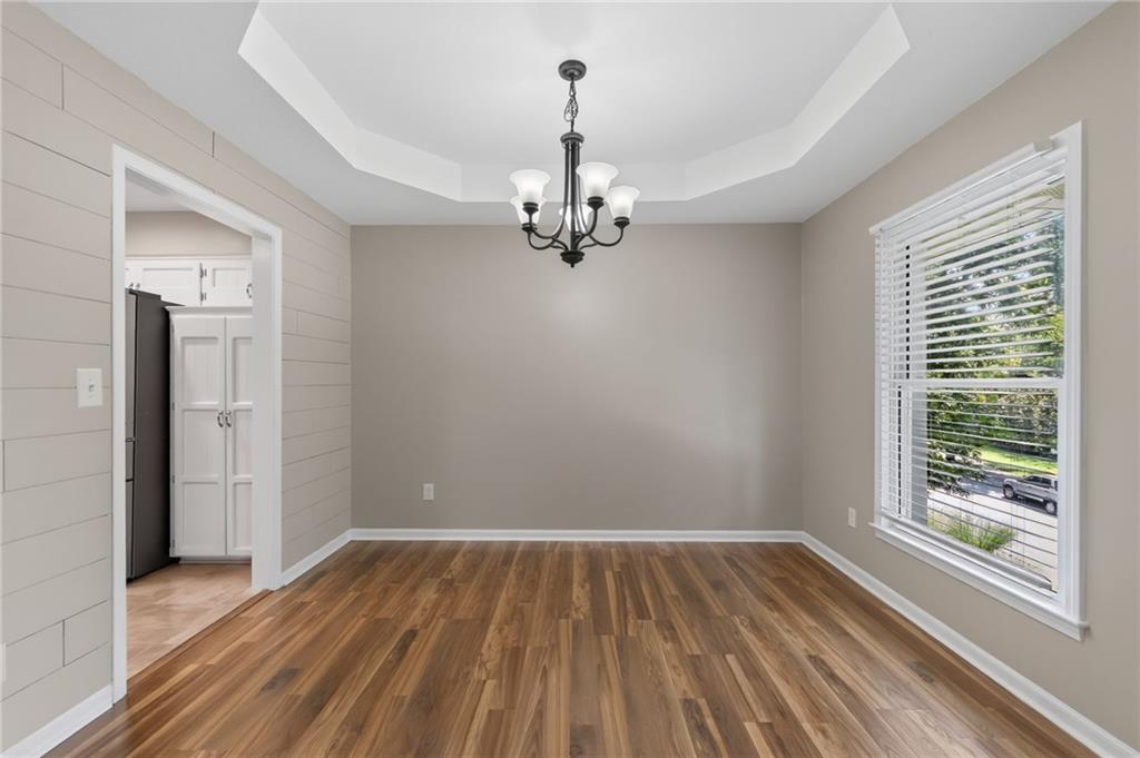 7401 N Strathbury Avenue Property Photo 6