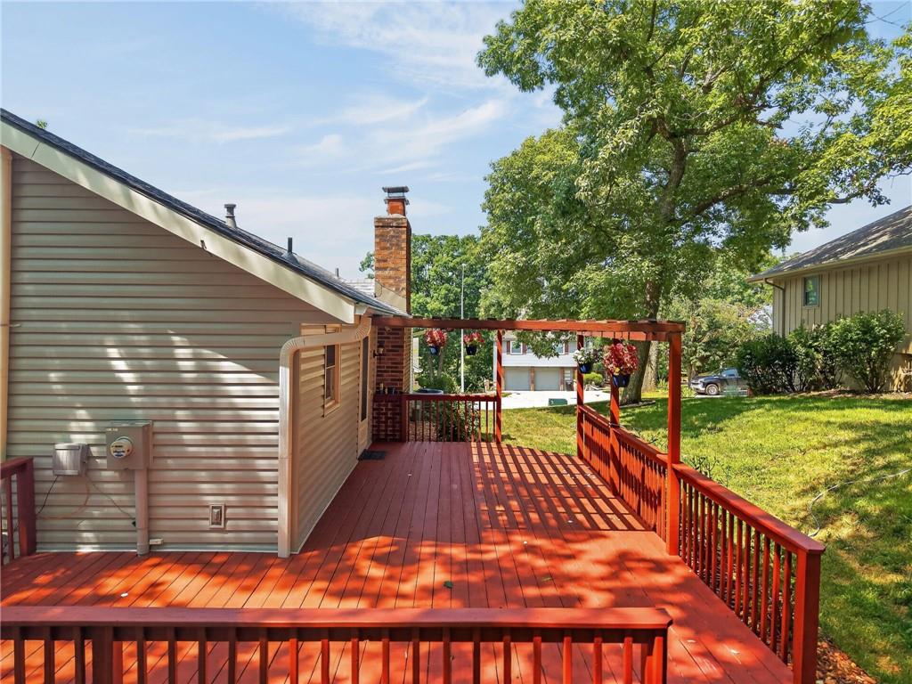 7401 N Strathbury Avenue Property Photo 35