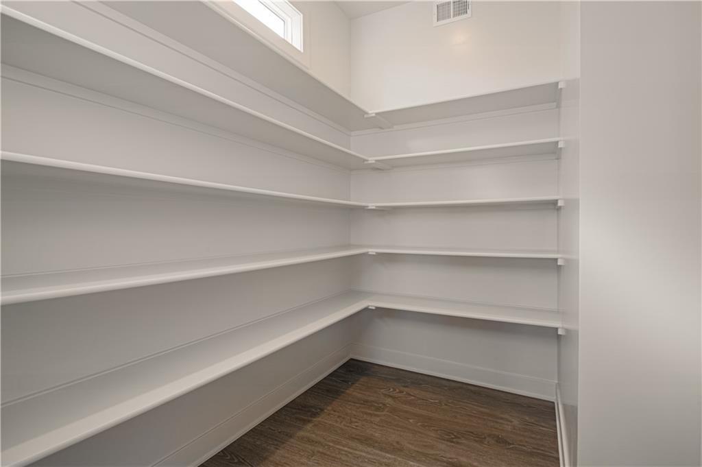 1152 Sw Whitby Drive Property Photo 15