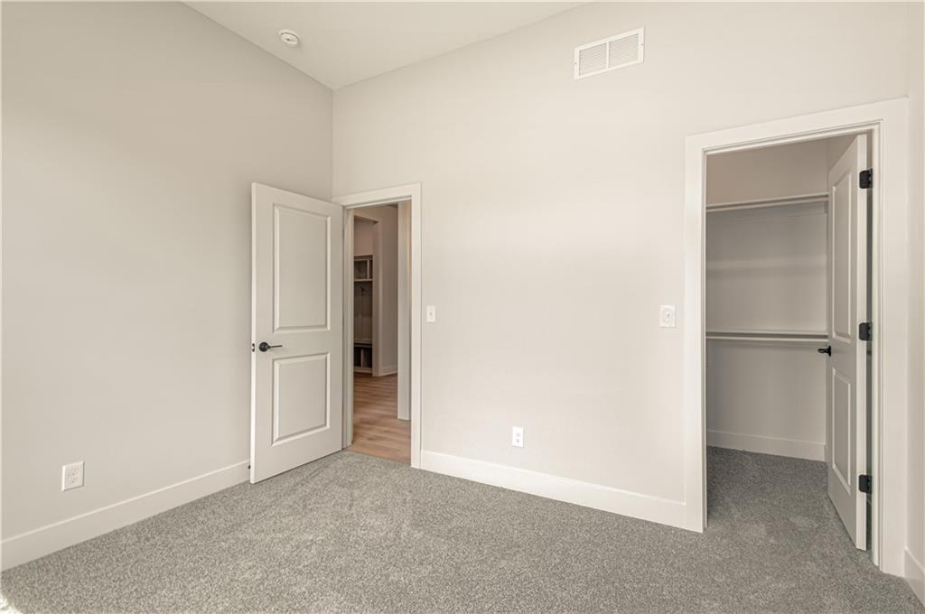 1152 Sw Whitby Drive Property Photo 28