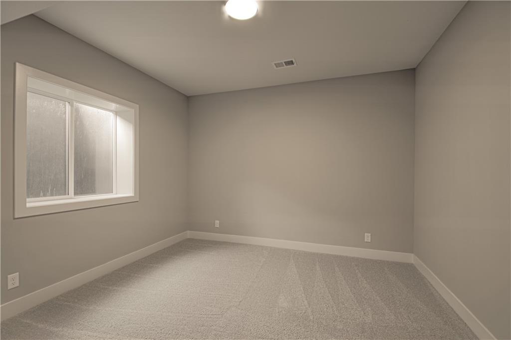 1152 Sw Whitby Drive Property Photo 34