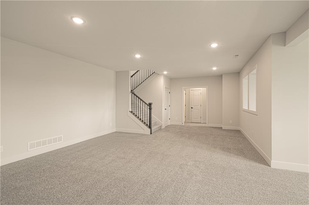 1152 Sw Whitby Drive Property Photo 34