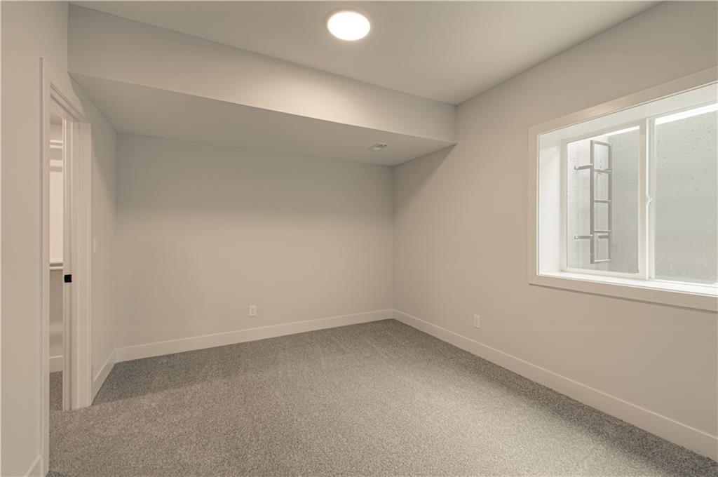 1152 Sw Whitby Drive Property Photo 40