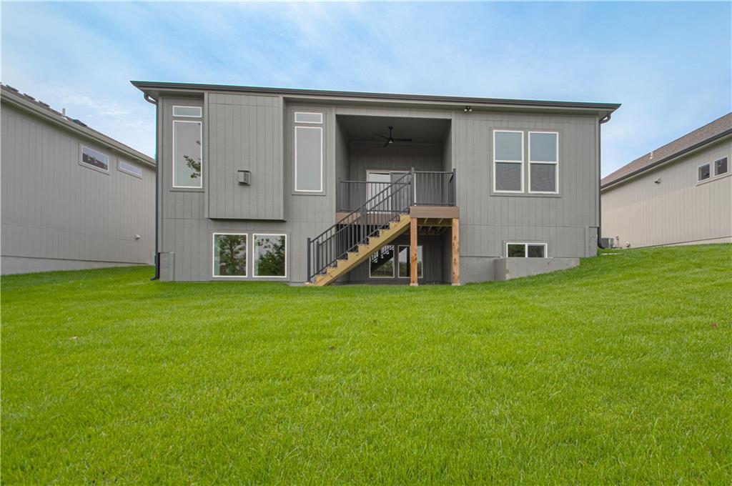 1152 Sw Whitby Drive Property Photo 45