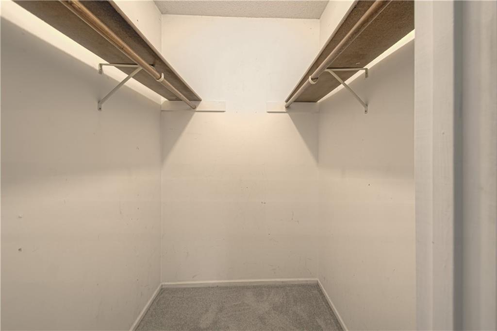 5624 N Gladstone Place Property Photo 11
