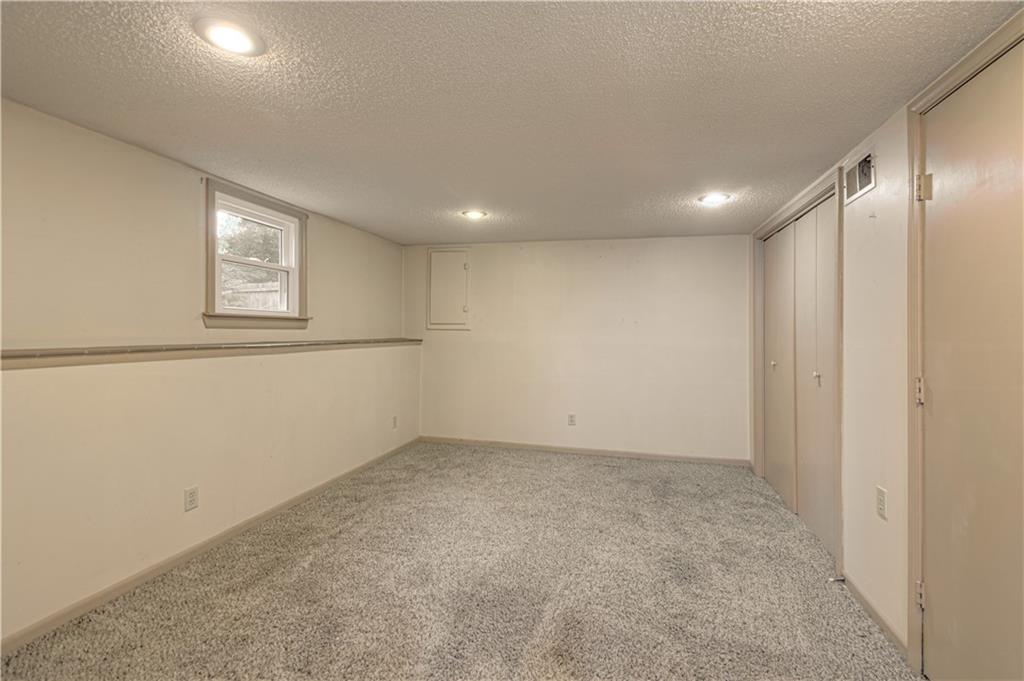 5624 N Gladstone Place Property Photo 27