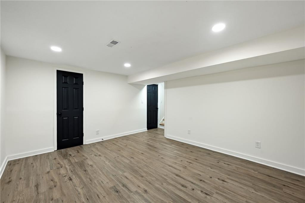 8263 Barnett Avenue Property Photo 19