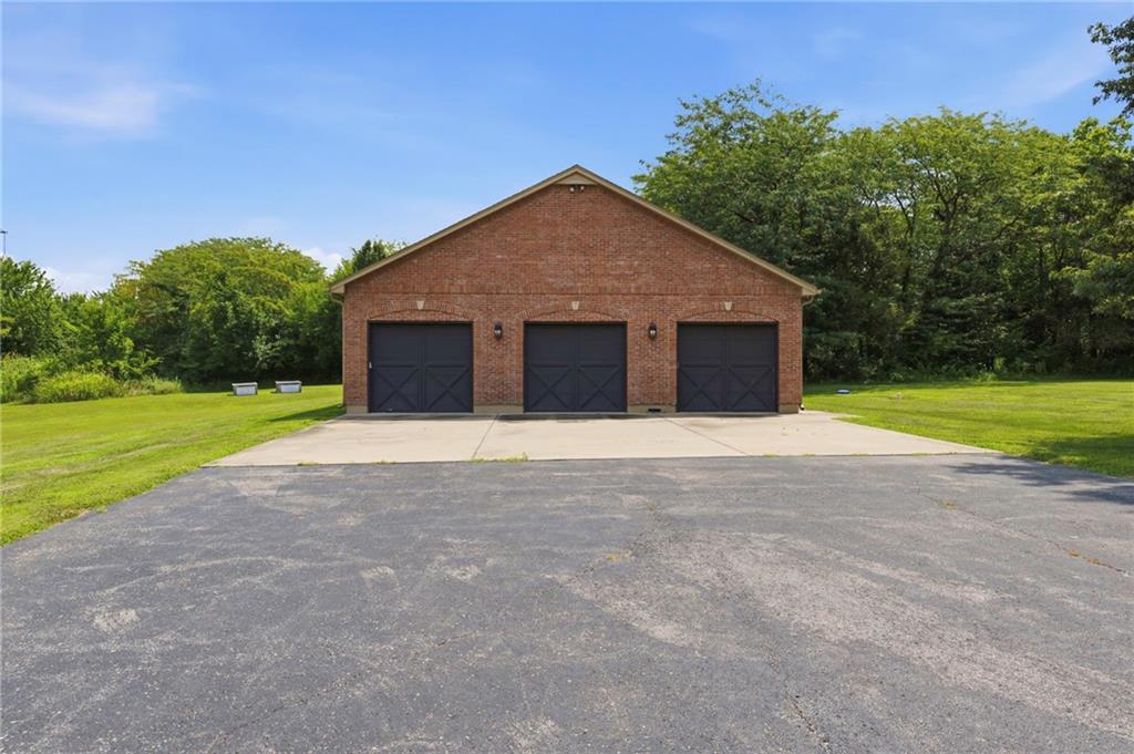 20215 S Grand Drive Property Photo 46
