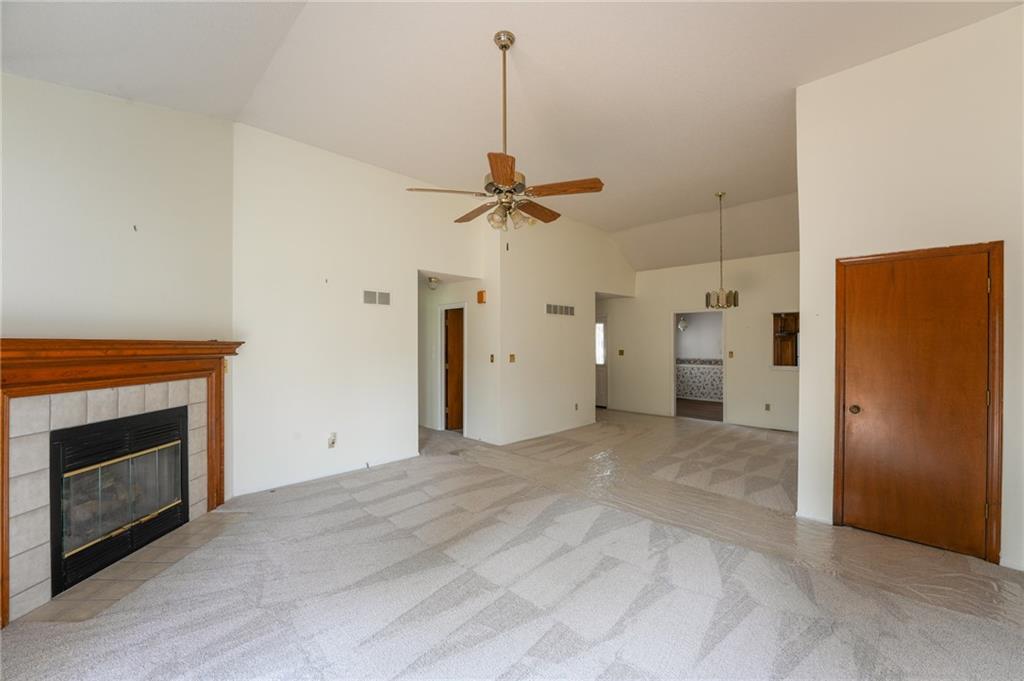 5209 S Megan Drive Property Photo 10