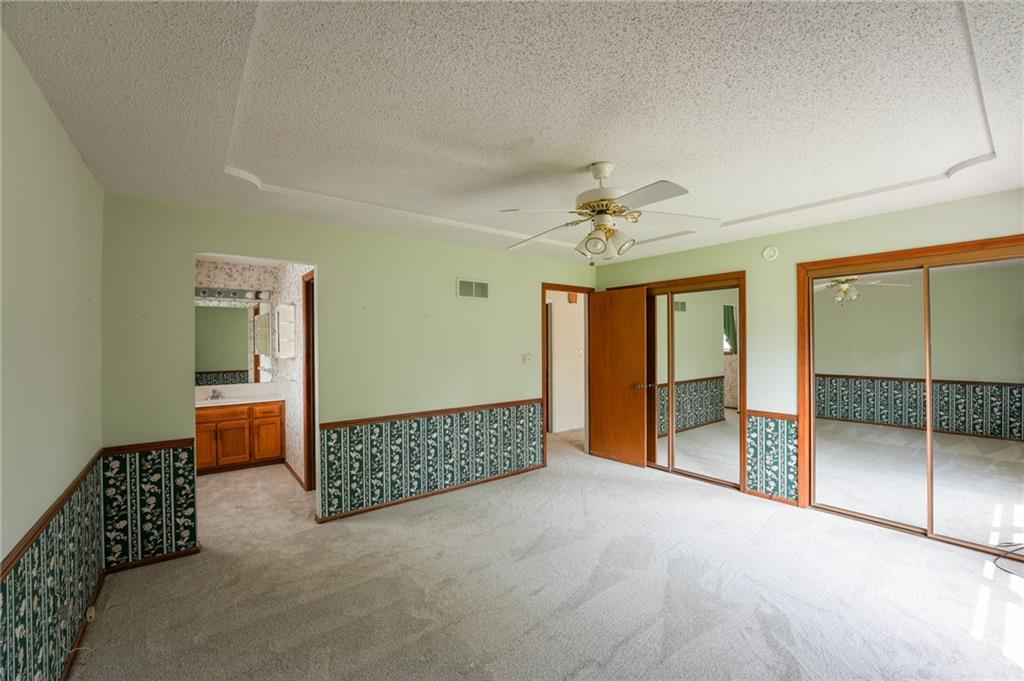 5209 S Megan Drive Property Photo 14