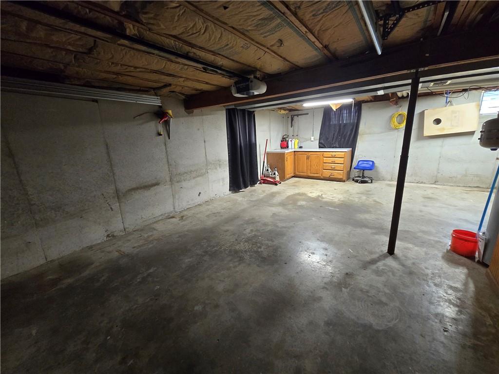 607 May Street Property Photo 29