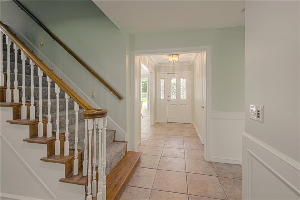 2452 Nw Valley View Drive Property Photo 4