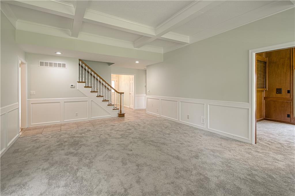 2452 Nw Valley View Drive Property Photo 8