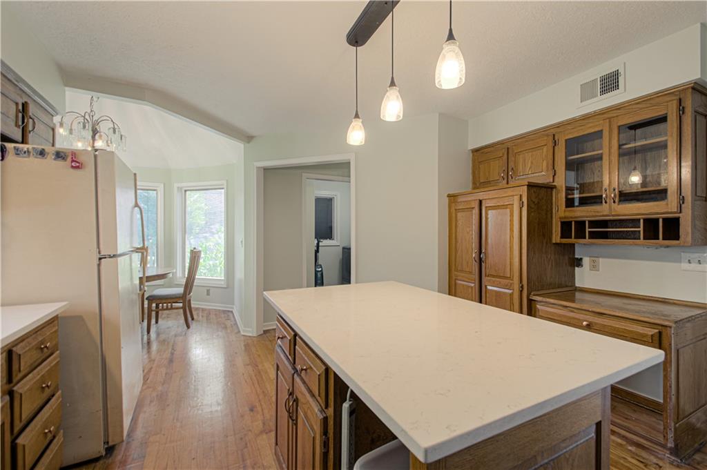 2452 Nw Valley View Drive Property Photo 11