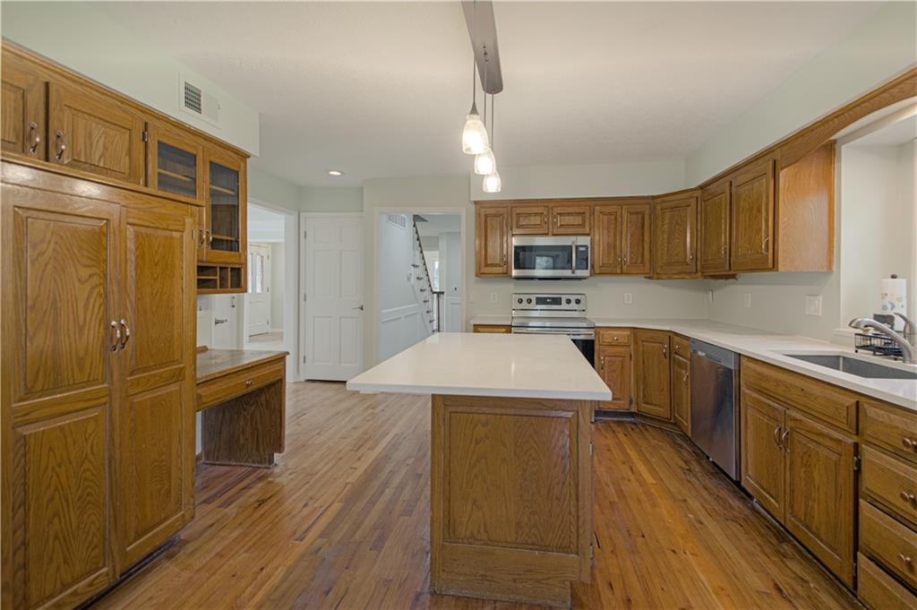 2452 Nw Valley View Drive Property Photo 13