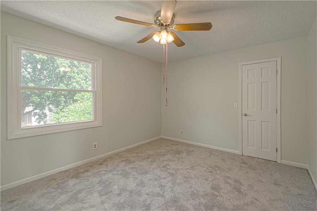 2452 Nw Valley View Drive Property Photo 23