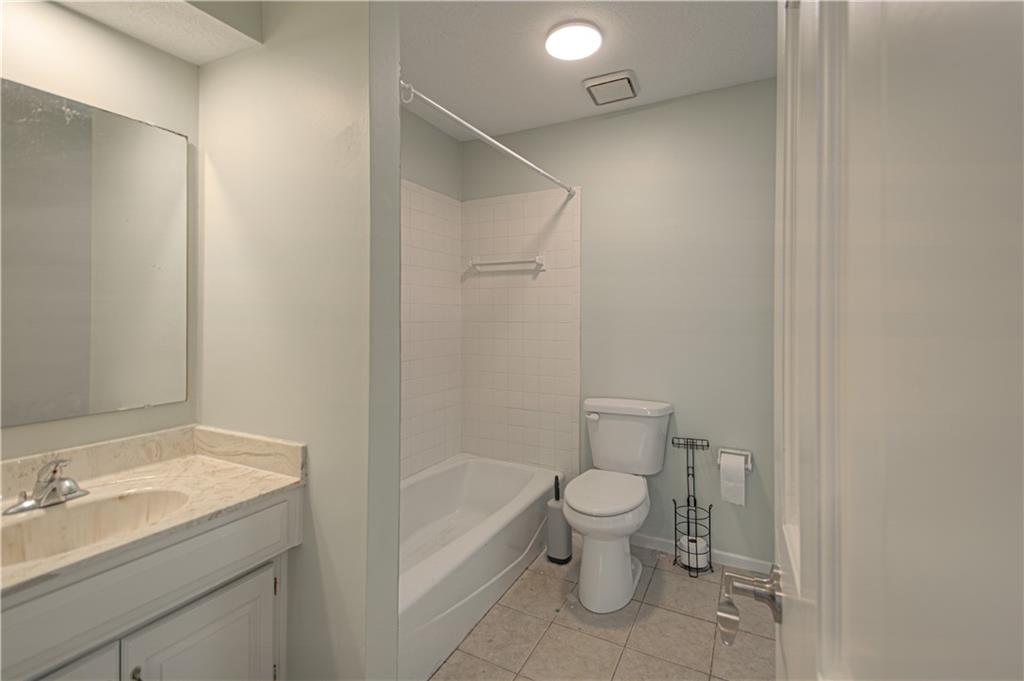2452 Nw Valley View Drive Property Photo 25