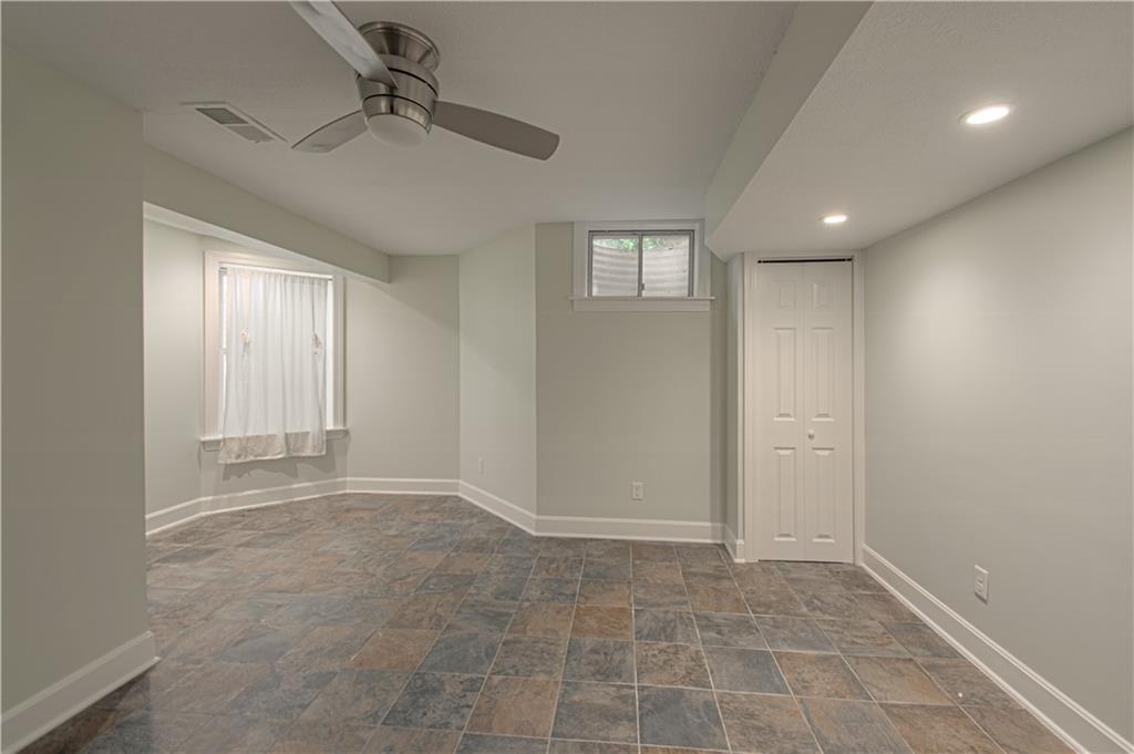 2452 Nw Valley View Drive Property Photo 33