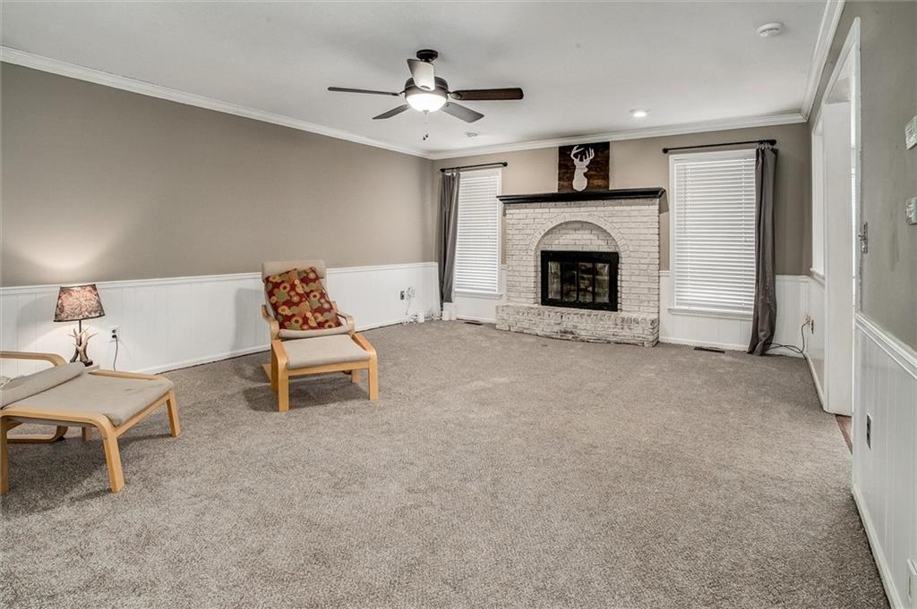 6630 N Anita Avenue Property Photo 5