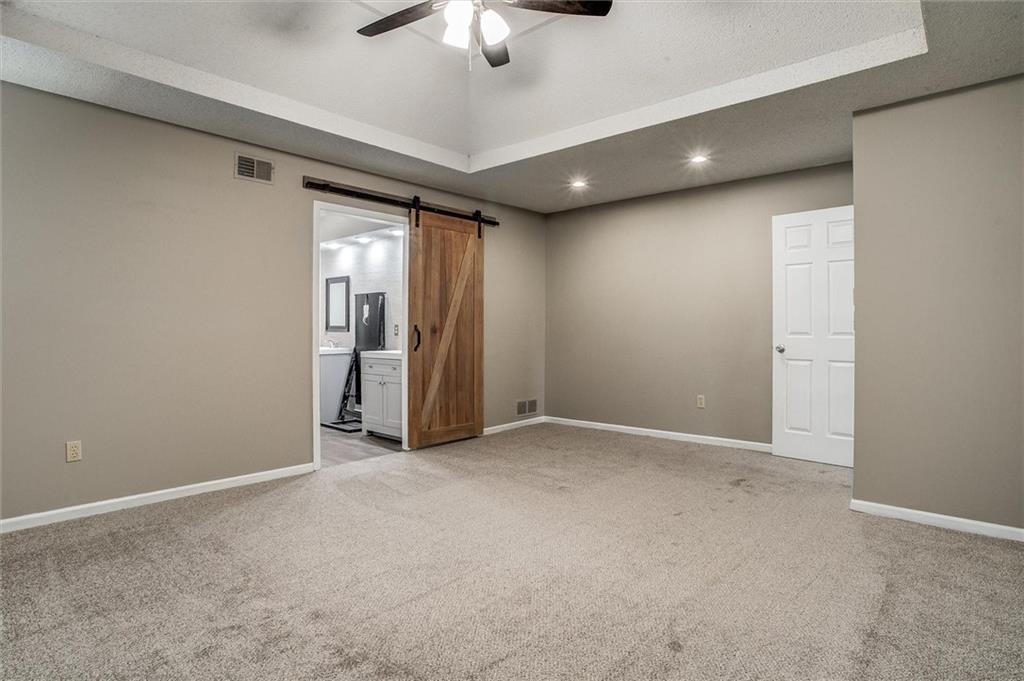 6630 N Anita Avenue Property Photo 18