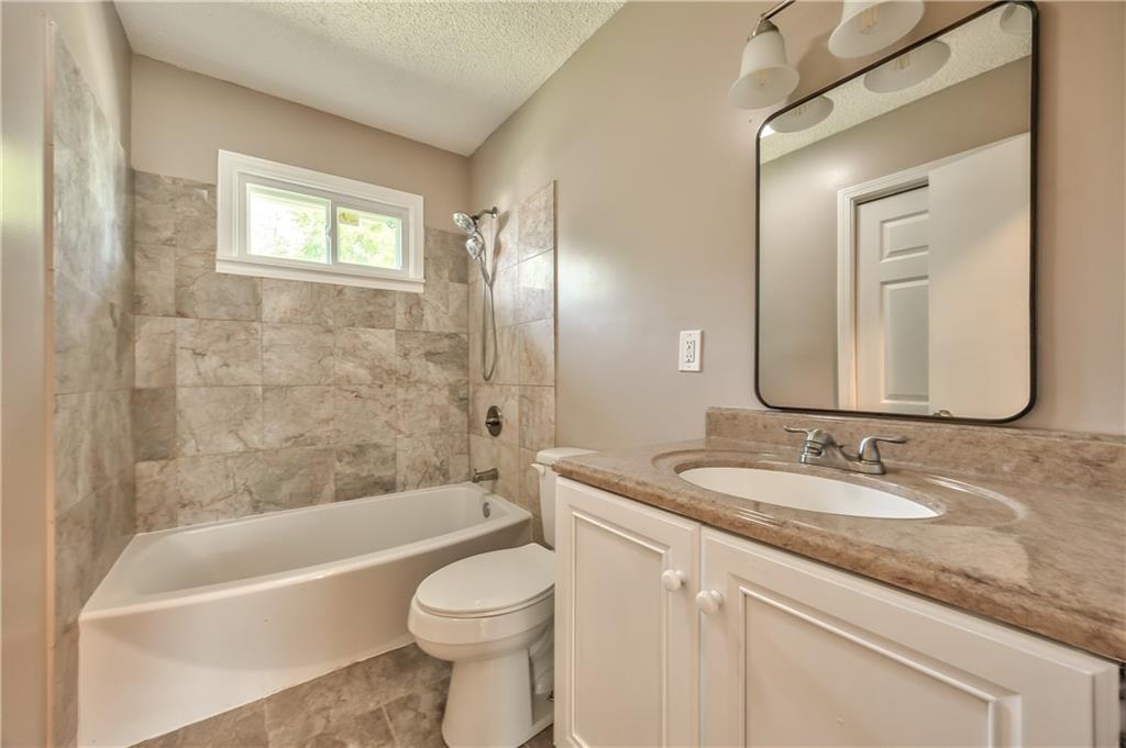 5226 Garner Lane Property Photo 12