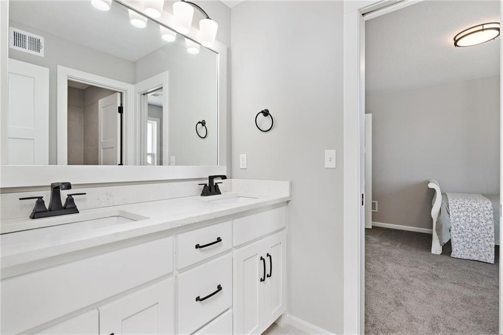 17446 W 169th Place Property Photo 26