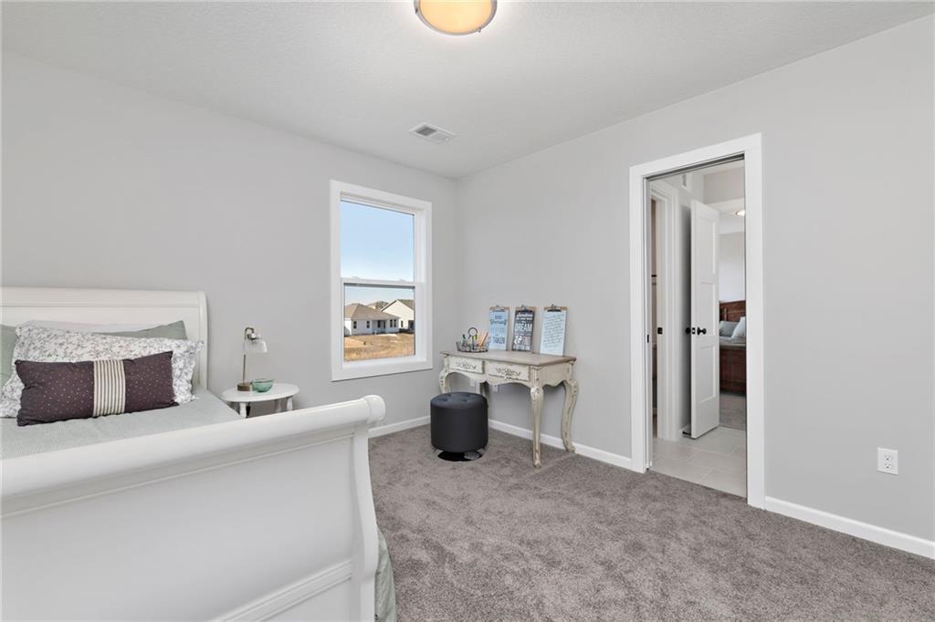 17446 W 169th Place Property Photo 28