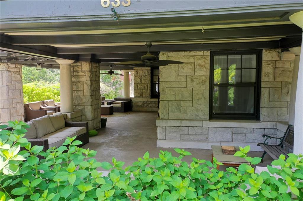 633 E Armour Boulevard Property Photo 11