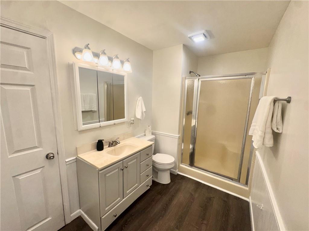 1612 N Elm Street Property Photo 11
