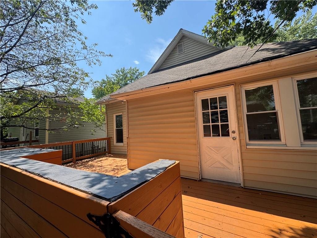 1612 N Elm Street Property Photo 20