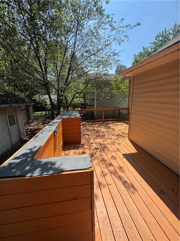 1612 N Elm Street Property Photo 21