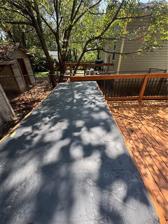 1612 N Elm Street Property Photo 22