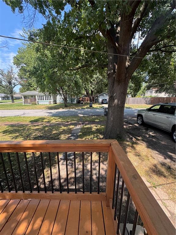 1612 N Elm Street Property Photo 23