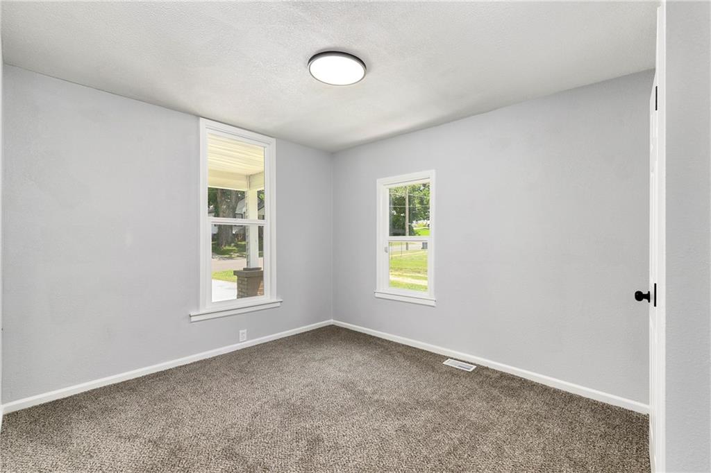 826 S Cottage Street Property Photo 15